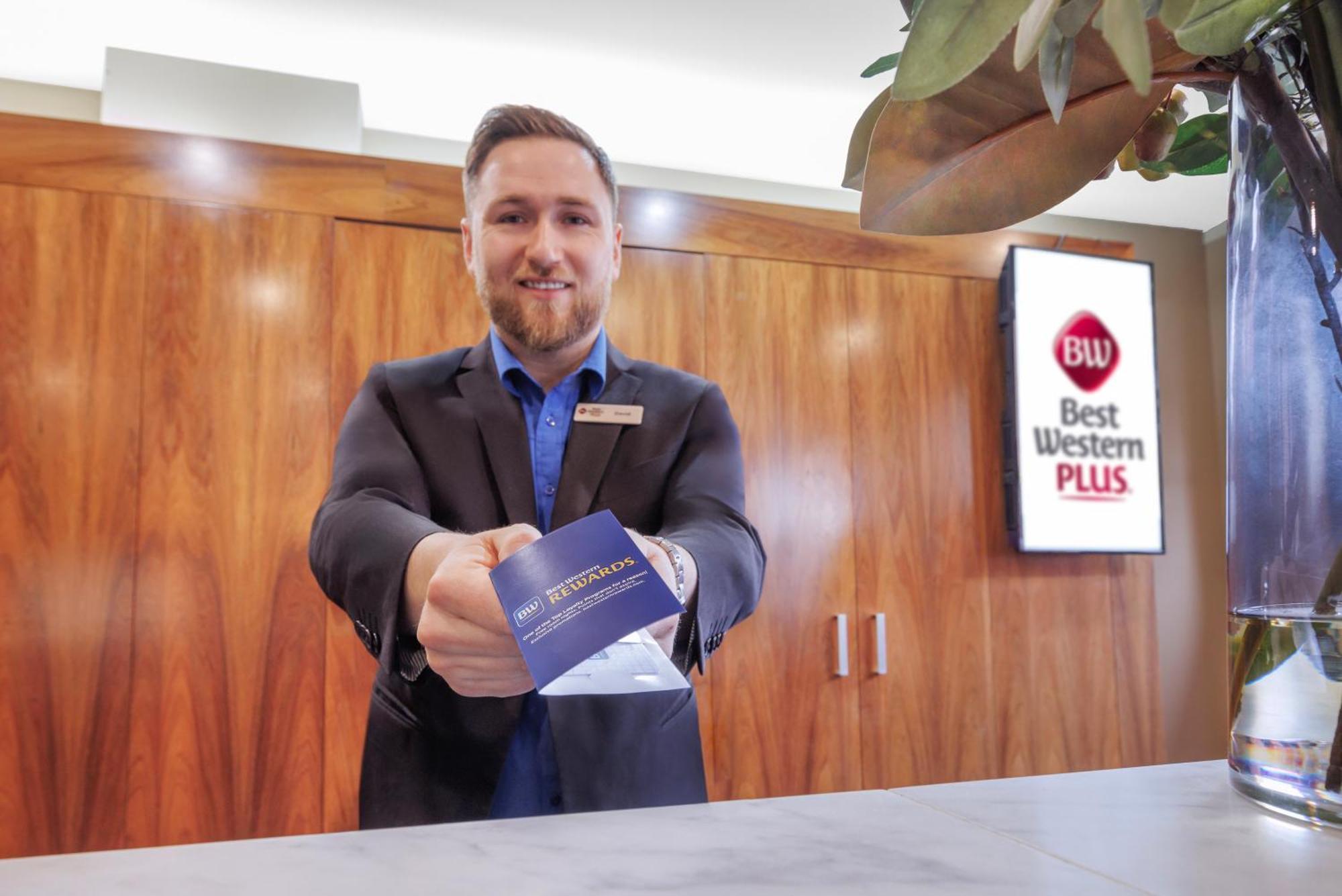 Best Western Plus Launceston Buitenkant foto
